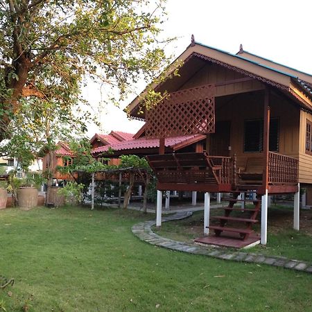 The Little Lopburi Village Esterno foto