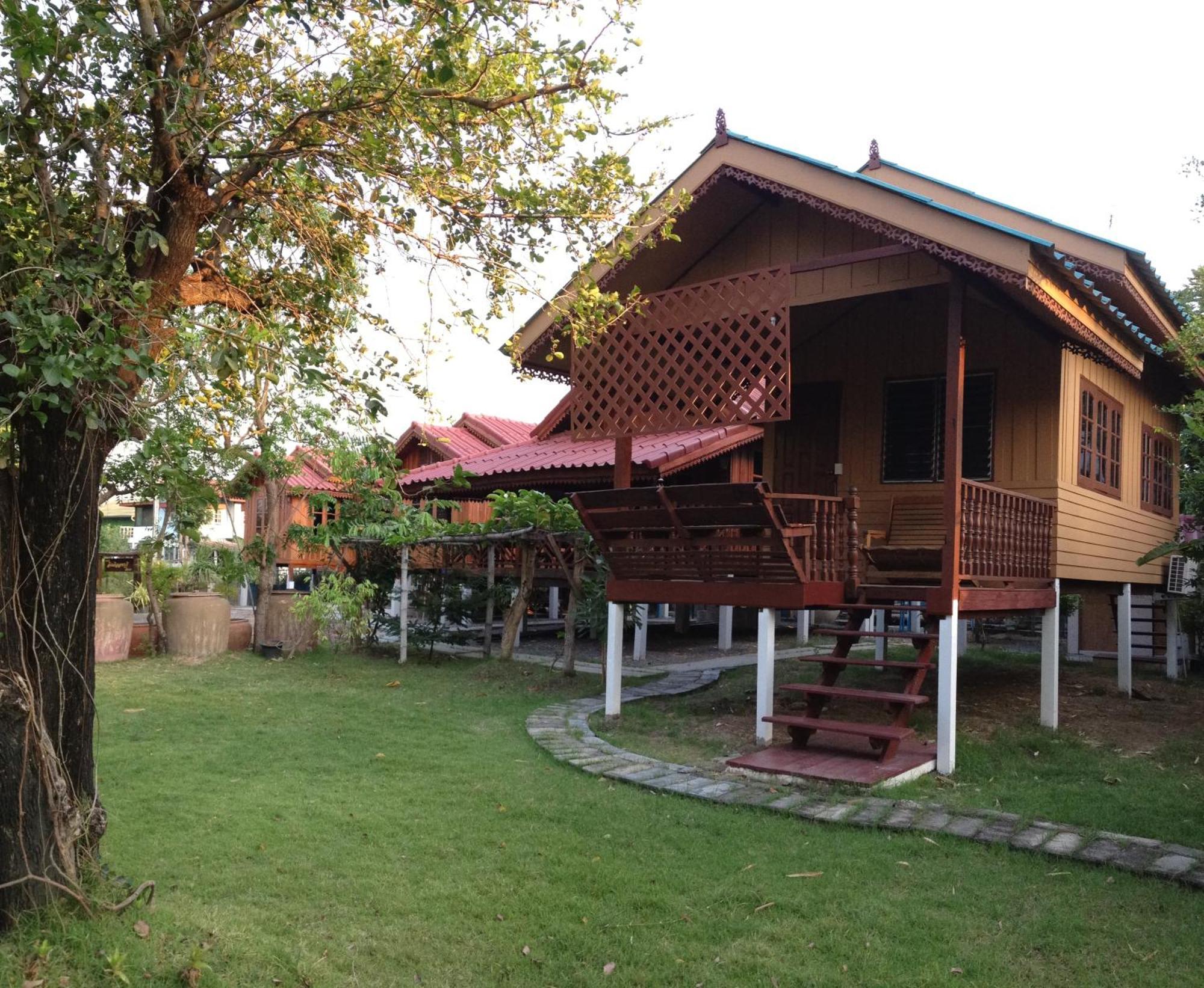 The Little Lopburi Village Esterno foto